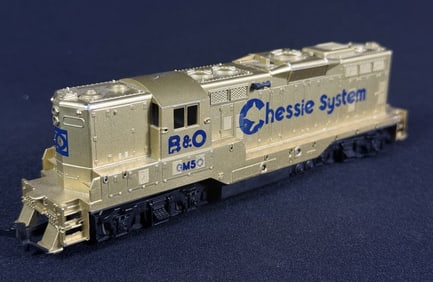 Lionel Chessie System B&O Locomotive HO Scale GM50 Untested. 7.5 x 1.25 inches. See photos for