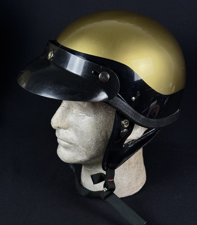 Vintage Half Shell Police Style Motorcycle Helmet Crown Premiere Model C-3. Size Small. With snap on: Crown Premiere Model C-3. Size Small. With snap on visor. Measures approximately 11 x 9 x 6 inches. Scuffs and scratches present overall. Please refer to photos for more condition details. Mannequin h