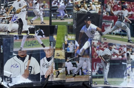 Mixed Grouping Detroit Tigers Autographed Photos 16 signed photos 2 unsigned. In binder measuring