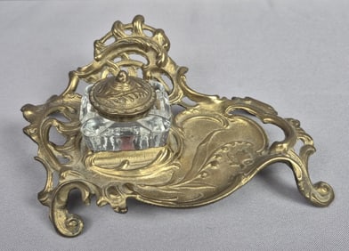 Vintage Ornate Art Nouveau Brass Inkwell Please see images for details regarding the condition.
