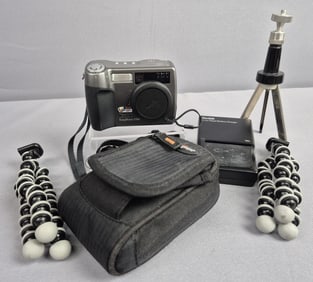 Kodak EasyShare Z760 Digital Camera Batteries Charger Case & Accessories