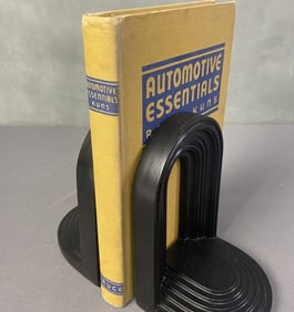 Vintage Book Automotive Essentials 1948 Automotive Essentials by Ray F Kuns, published by Bruce