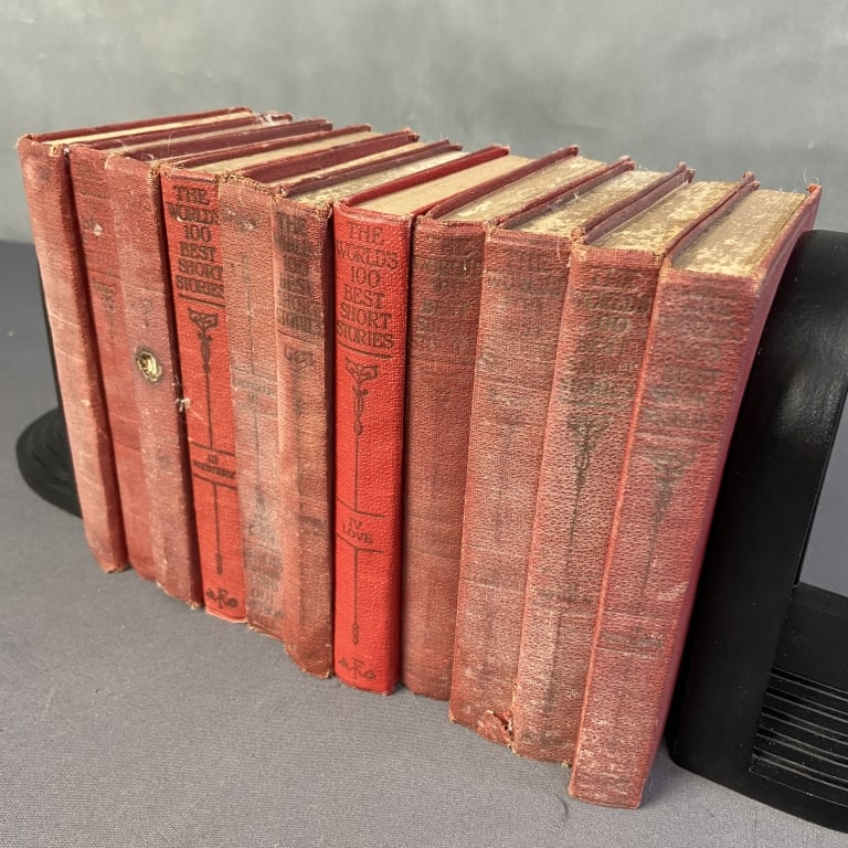 The World's One Hundred Best Short Stories Books Set of eleven pocket sized books from the World's: Set of eleven pocket sized books from the World's One Hundred Best Short Stories published by Funk & Wagnalls in 1927. Includes Volume 1 Adventure, 2 Romance, 3 Mystery (two copies), 4 Love (two copie