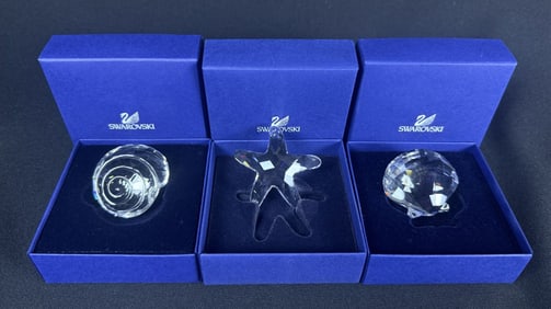 Swarovski Crystal Sea Shells Spiral Top Clam Star With original outer and inner boxes. 3.75 x 3.75 x
