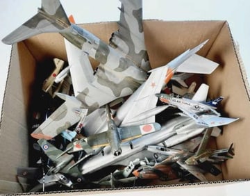 Mystery Lot of Assorted Assembled Model Planes & Parts Uninspected. See photos for contents and