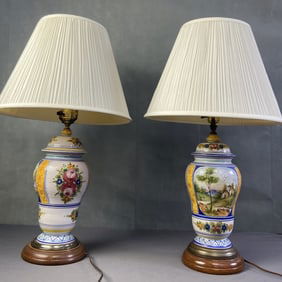 Handpainted Italian Pottery Table Lamps Set of two pottery table lamps with wooden bases. Each is