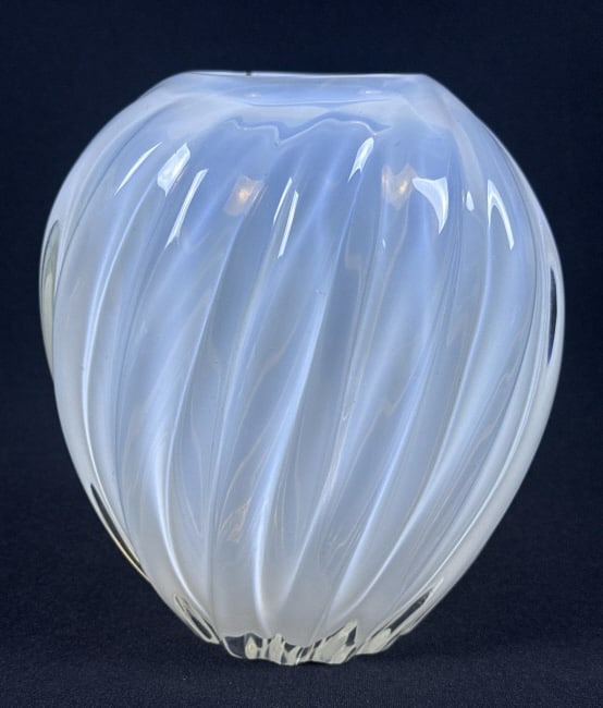 Vintage Contemporary Opalescent Glass White Vase No makers mark. Free from chips or cracks. 7 x 6.5: No makers mark. Free from chips or cracks. 7 x 6.5 x 5 inches.