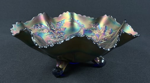 Fenton Stag & Holly Fluted Carnival Glass Bowl Free from cracks or chips. See photos for condition