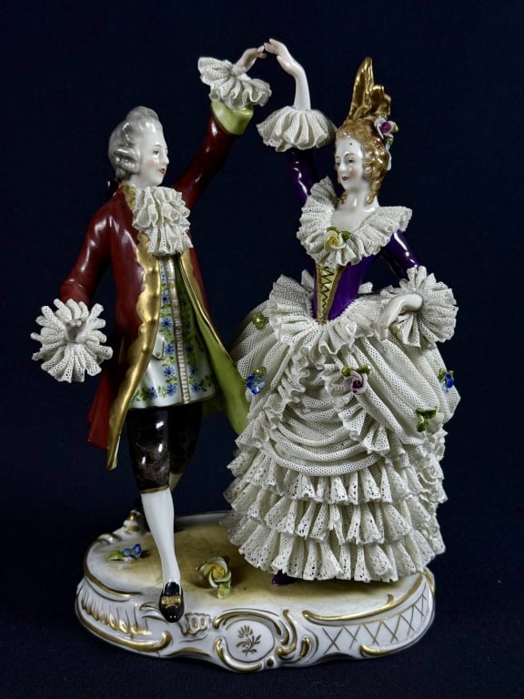 Vintage Dresden Style Porcelain Dancing Couple 1926 Some small damage on parts of the lace see (1 of 7)