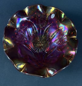 Fenton Art Glass Butterfly Bowl 4 x 11 inches. Excellent condition free from damage.