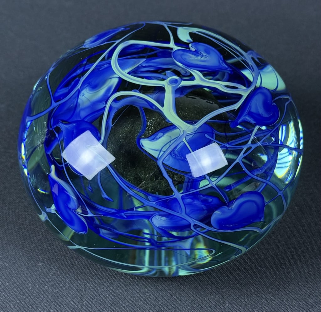 Charles Lotton Large Glass Paperweight 1975 #149. Approximately 5.5 inches wide by 4 inches (1 of 6)