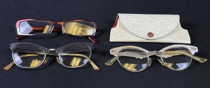 3 Pair Vintage Ladies Eye Glasses 2 Aluminum 1 plastic. Please see photos for more information.