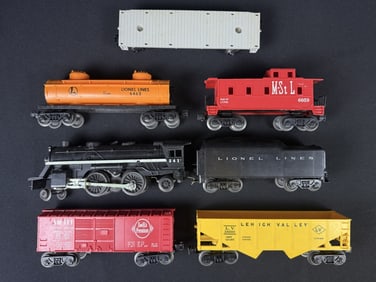 Lionel O Scale Train Cars Engine & Tender Track Untested. Signs of age and wear on each please refer