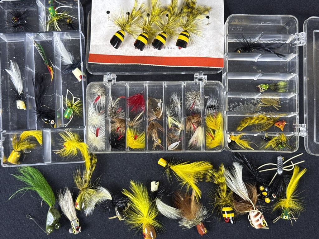 Vintage Fly Fishing Lures Flies & Boppers Beautiful vintage lures. Please refer to photos for (1 of 11)