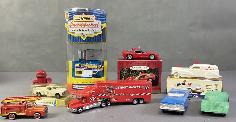 Toy Cars Matchbox, Tootsietoy, Ertl Ten vintage toy cars including two Tootsietoy cars, Ertl truck: Ten vintage toy cars including two Tootsietoy cars, Ertl truck in box, Dimestore Dreams ambulance with box, Hallmark Keepsake Ornament 1997 Corvette, Matchbox Inaugural Collection 1997 ambulances in o
