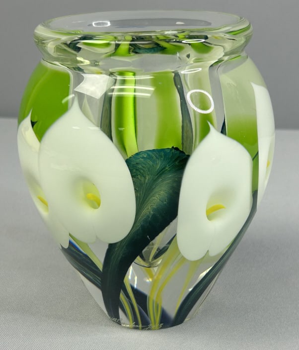 Calla Lily Hand-Blown Glass Vase Scott Bayless Handblown glass paper weight vase . Measures 6.5" in (1 of 4)