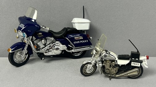 Diecast Police Motorcycle Lot 2pc Diecast Police Motorcycle Lot 2pc