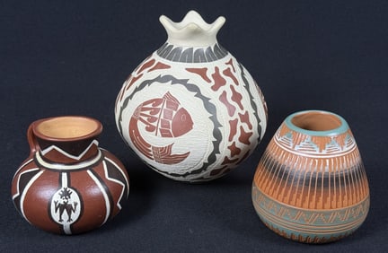 Southwest Native American Pottery Grouping 3 pieces. 5.75 x 6 inches 3.5 x 3.5 inches and 3 x 3.5