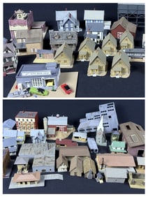 Mixed Grouping N Scale Model Buildings Many buildings and some vehicles. Mix of electric and non