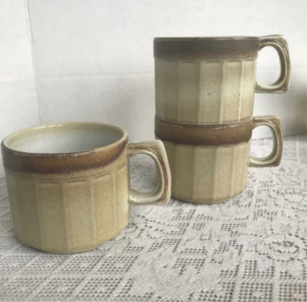 West Germany Pottery Stacking Mugs Set of 3 Three Vintage China West German Stacking Pottery Mugs in (1 of 10)