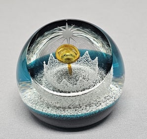 Caithness We Three Kings Art Glass Paperweight Number 118 of a limited edition of