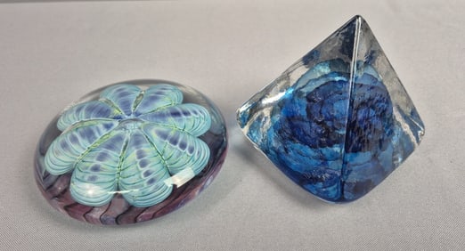 Signed Blue Art Glass Paperweights 2000 Epiphany & Andrew Shea Pyramid