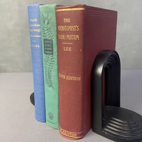 Vintage Books Microbiology Fungi & Invertebrates Animals Without Backbones an Introduction to the