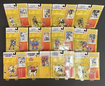 Starting Lineup Hockey Collection French & English 12 unopened figures. Some warping on card backs.