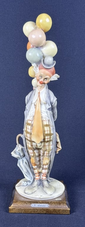 Giuseppe Armani Figurine The Pensive Clown With Balloons. Made in Italy. 14.5 inches tall by 4.5: With Balloons. Made in Italy. 14.5 inches tall by 4.5 inches wide. No chips or cracks.