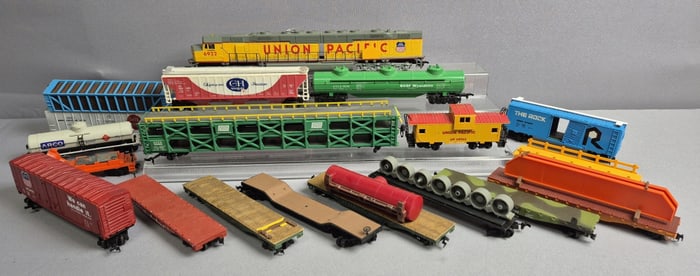 Large Assorted HO Scale Model Train Cars All untested. Please see images for details regarding the