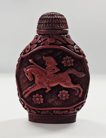 Antique/Vintage Chinese Cinnabar Snuff Bottle No damage noted. Measures 3 1/4" tall (1 of 7)