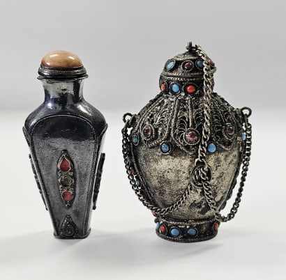 Vintage & Antique Chinese Metal Snuff Bottles Please see images for details regarding the condition.: Please see images for details regarding the condition. Both measure approximately 3" tall
