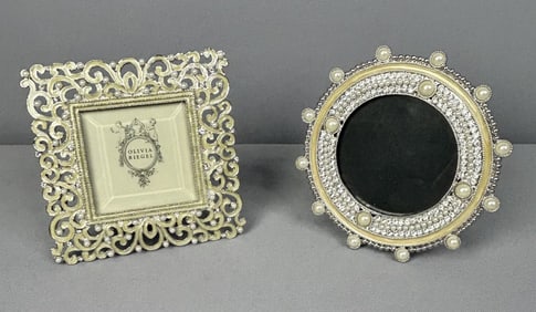 Olivia Riegel Asbury Frame Lot of 2 Frames measure 5.5 " for 3.5 “ photos.