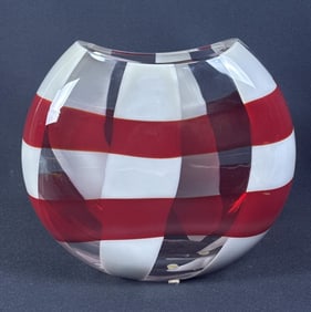Carlo Moretti Art Glass Vase Measures 8 x 9 x 4.5 inches. Made in Italy. Please see photos for