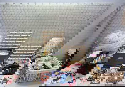 Quilt Batting Magazines Scraps Thread Holders & More What will you find???