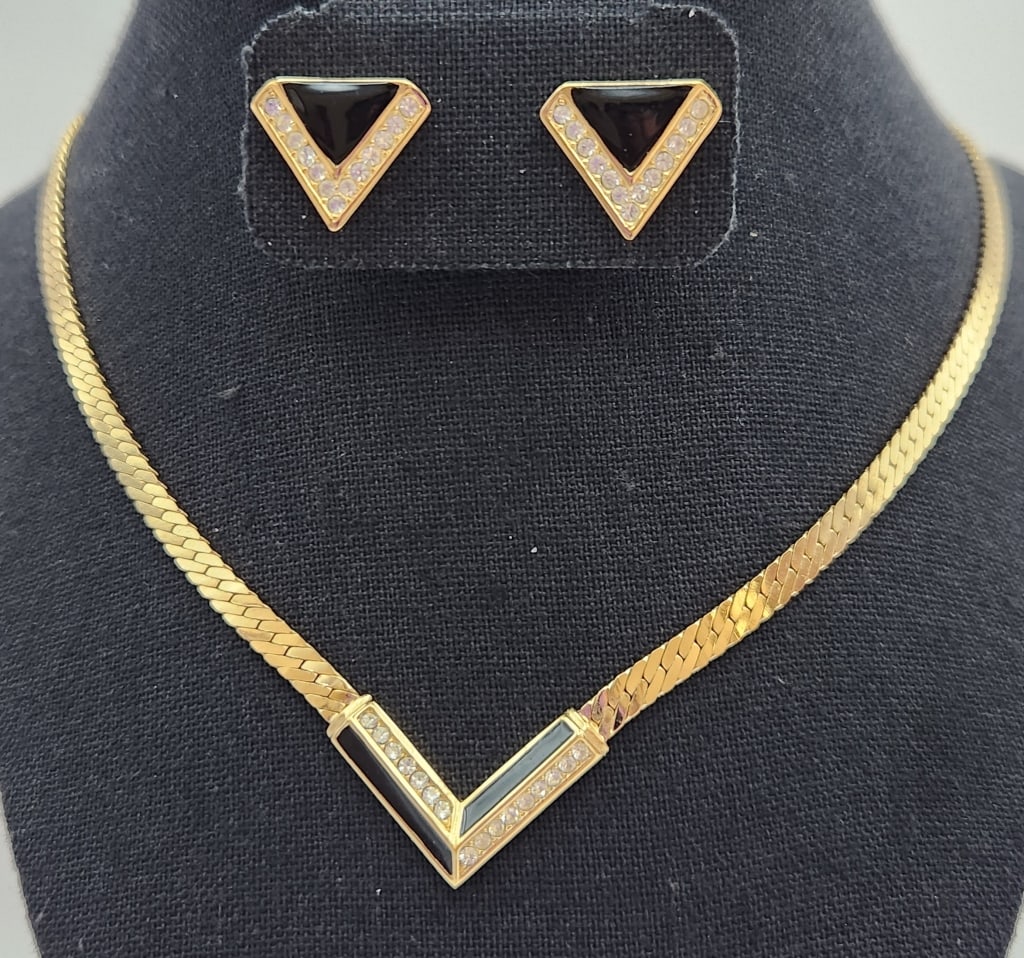 Vintage Christian Dior Necklace & Earrings Gold Tone Metal Necklace is 19". (1 of 8)