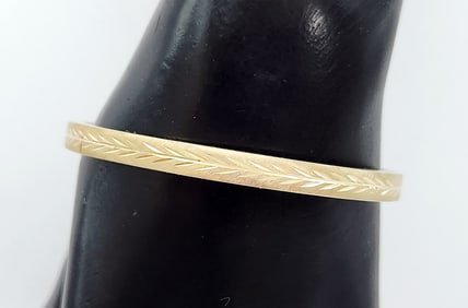14K Gold Filled Marathon Etched Bangle Bracelet Weighs 10.8 grams.