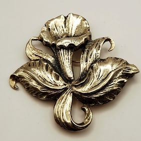 Vintage Sterling Calla Lily Brooch Pin Weighs 20.9 grams.