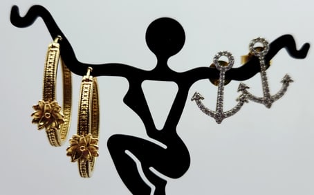 PAJ 925 Vermeil Floral Hoop & Anchor Earrings Lot weighs 9.4 grams.