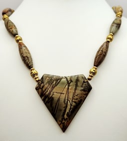Vintage Picasso Jasper Necklace Necklace is 24"