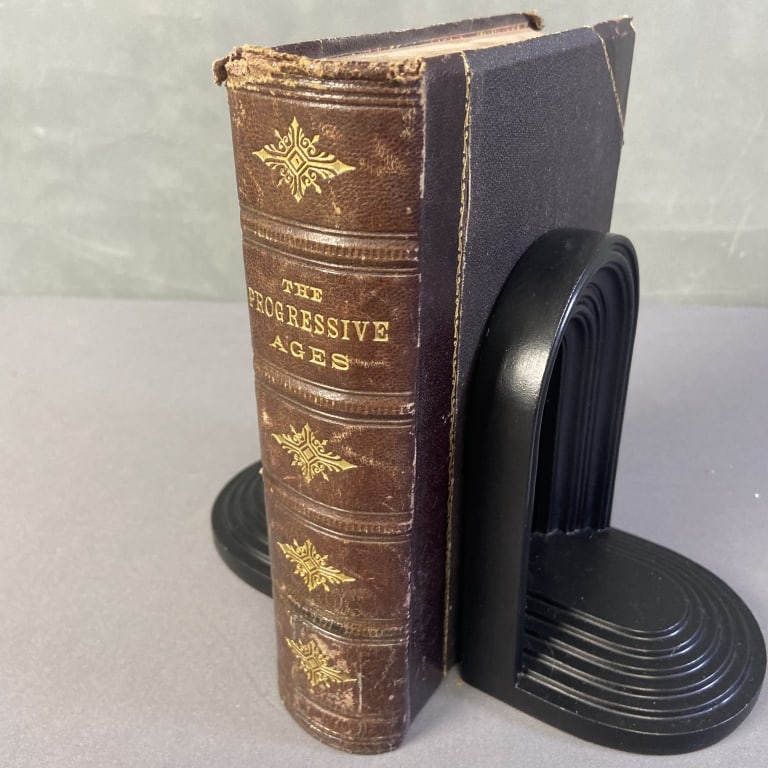 Antique Book Progressive Ages 1881 The Progressive Ages or the Triumph of Science by HL Harvey.: The Progressive Ages or the Triumph of Science by HL Harvey. Published by JA Ruth & Co, 1881. Illustrated with engravings, marbled end pages. Good binding, some shelf wear to spine cover.