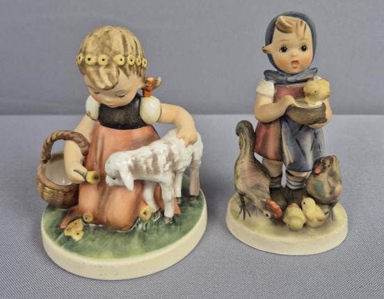 Goebel Hummel Figurines Feeding Time 199 & Favorite Pet 361 (1 of 12)