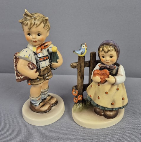 Goebel Hummel Figurines Valentine Joy 399 & Sweet Greetings 352 (1 of 10)