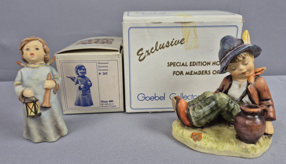 Goebel Hummel Figurines Hosanna 480 & Coffee Break 409 with Boxes: Break 409 with Boxes Hosanna measures 4 inches tall, TMK #6. Coffee Break measures 4 inches tall, TMK #6. Both free from damage. Please see images for details regarding the condition.