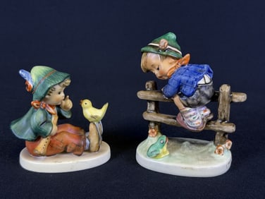 Hummel Figurines Singing Lesson Retreat To Safety 63 Singing Lesson 3 inches tall and 201 Retreat to
