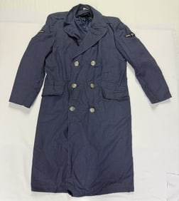 Vintage USAF Wool Overcoat Size 37L. Please refer to photos for measurements and condition details.