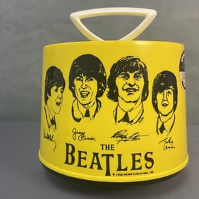Beatles Yellow Disc Go Case 45 Vinyl Holder Carrier for 45 vinyl singles, yellow with pictures of
