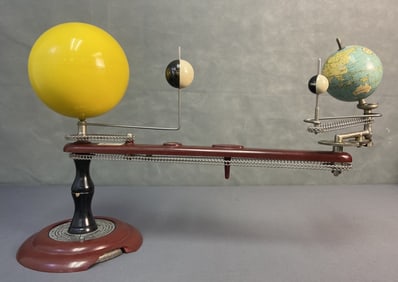 Vintage Trippensee Planetarium Earth & Sun 20th century model planetarium by Trippensee of Saginaw
