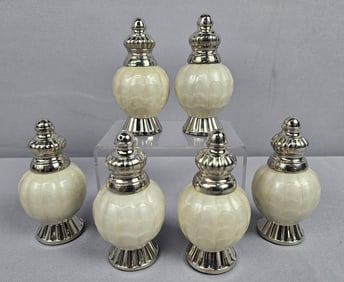 6 Julia Knight Peony Salt & Pepper Shakers Each measures 4 inches tall. No damage noted. Please see