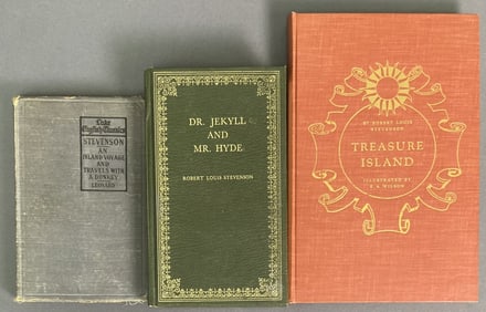 Vintage & Antique Robert Louis Stevenson Books Treasure Island, published by Heritage Press 1941,